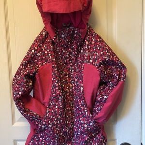 Girl’s Columbia size S (8) snow suit